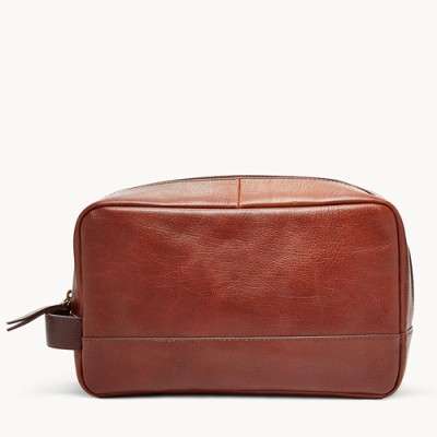 Leather Travel Kit Manufacturers in Delhi